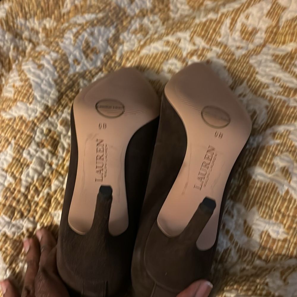 Lauren by Ralph Lauren Women's Lanette Suede Kitten Heels Pump Size 6 No Box - Picture 5 of 9